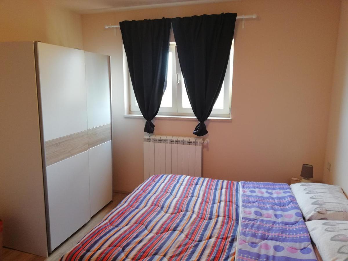 Apartman Nikola Ladrovici Ngoại thất bức ảnh