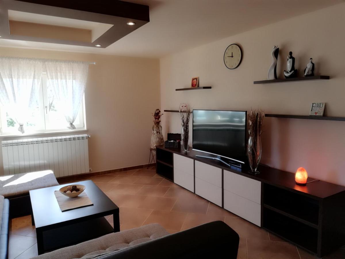 Apartman Nikola Ladrovici Ngoại thất bức ảnh
