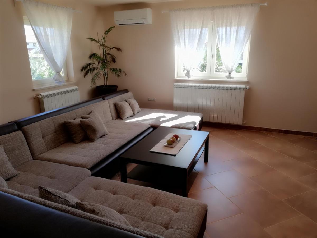 Apartman Nikola Ladrovici Ngoại thất bức ảnh